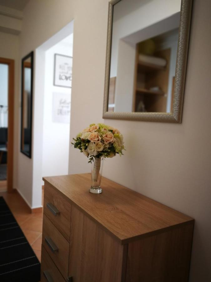 Voeroesmarty Apartman Miskolc - Belvaros - Downtown Extérieur photo